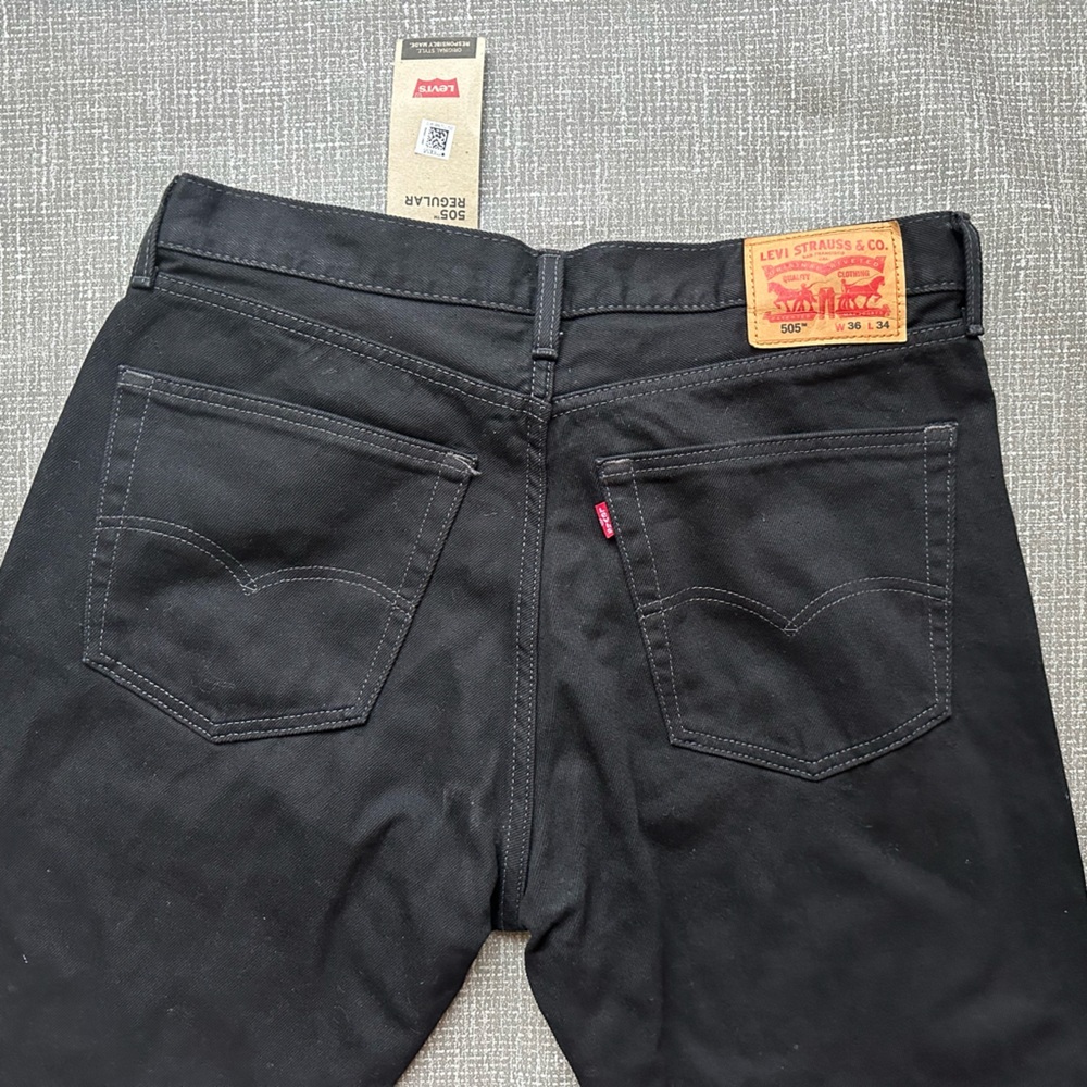 Levi's 505 Regular Fit Men's Black Jeans Size 36x32 Classic Straight‎ Leg Denim - Picture 4 of 12